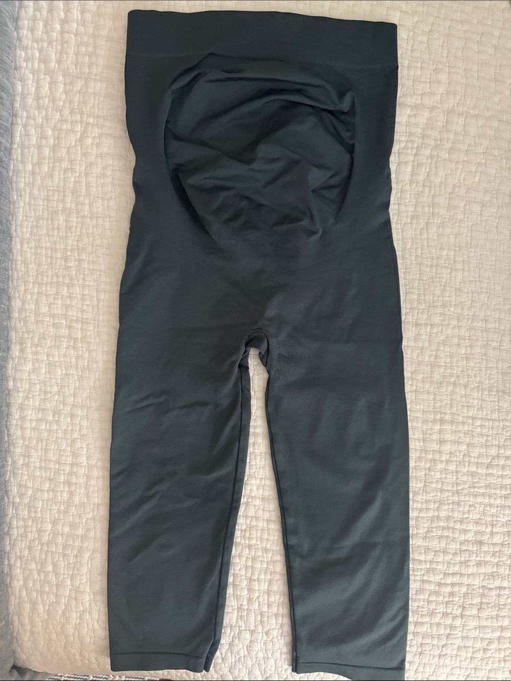 Dark Grey High-Waist Shapewear Capris